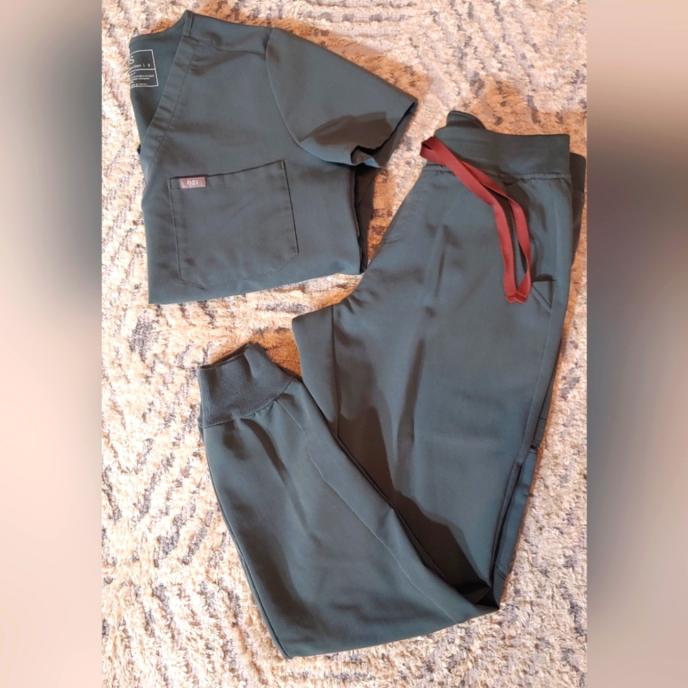 Figs Bonsai catarina top and zamora jogger